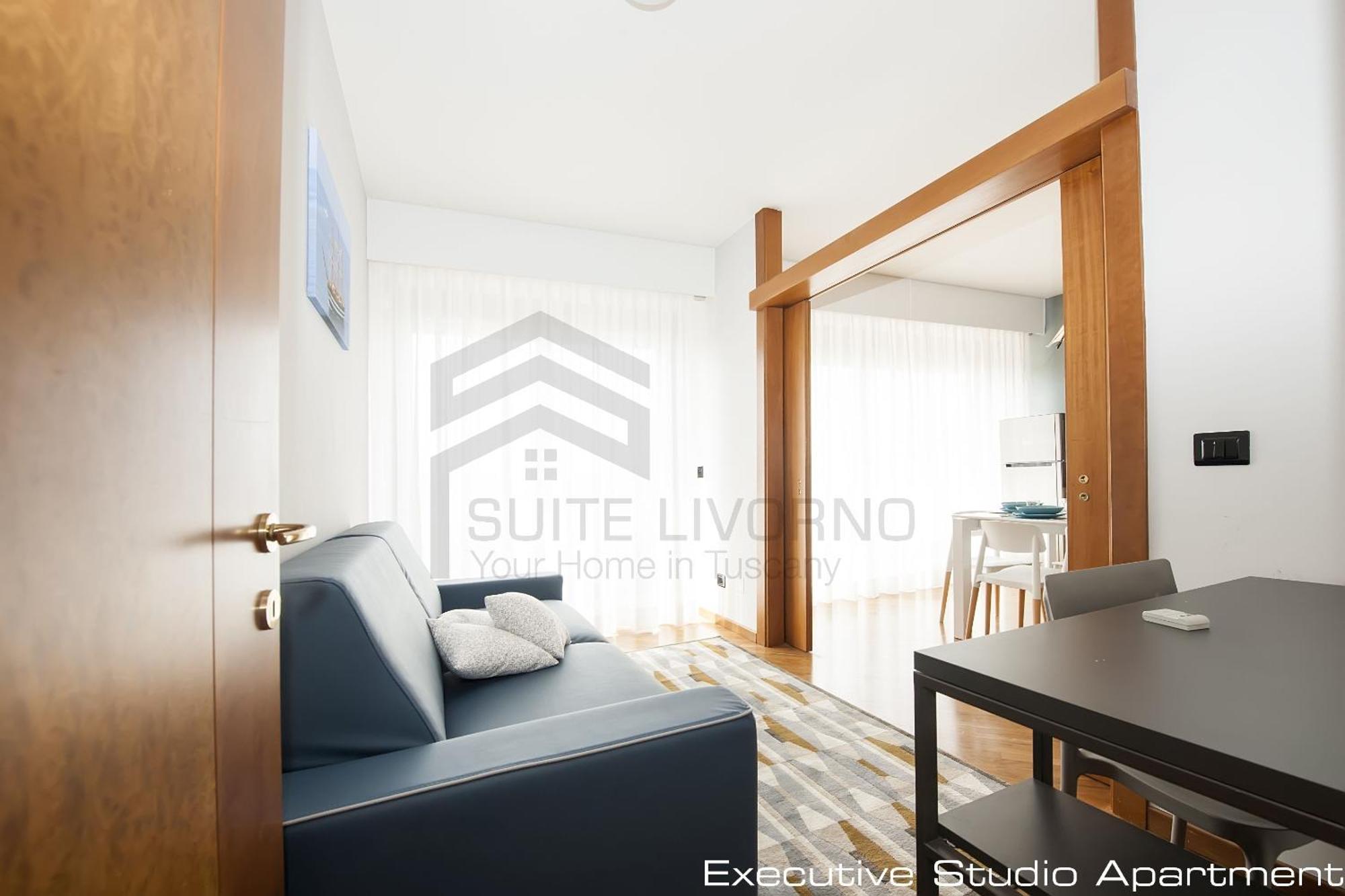 Suites Marilia Apartments - Suite Livorno Holiday Home Group Apartment *