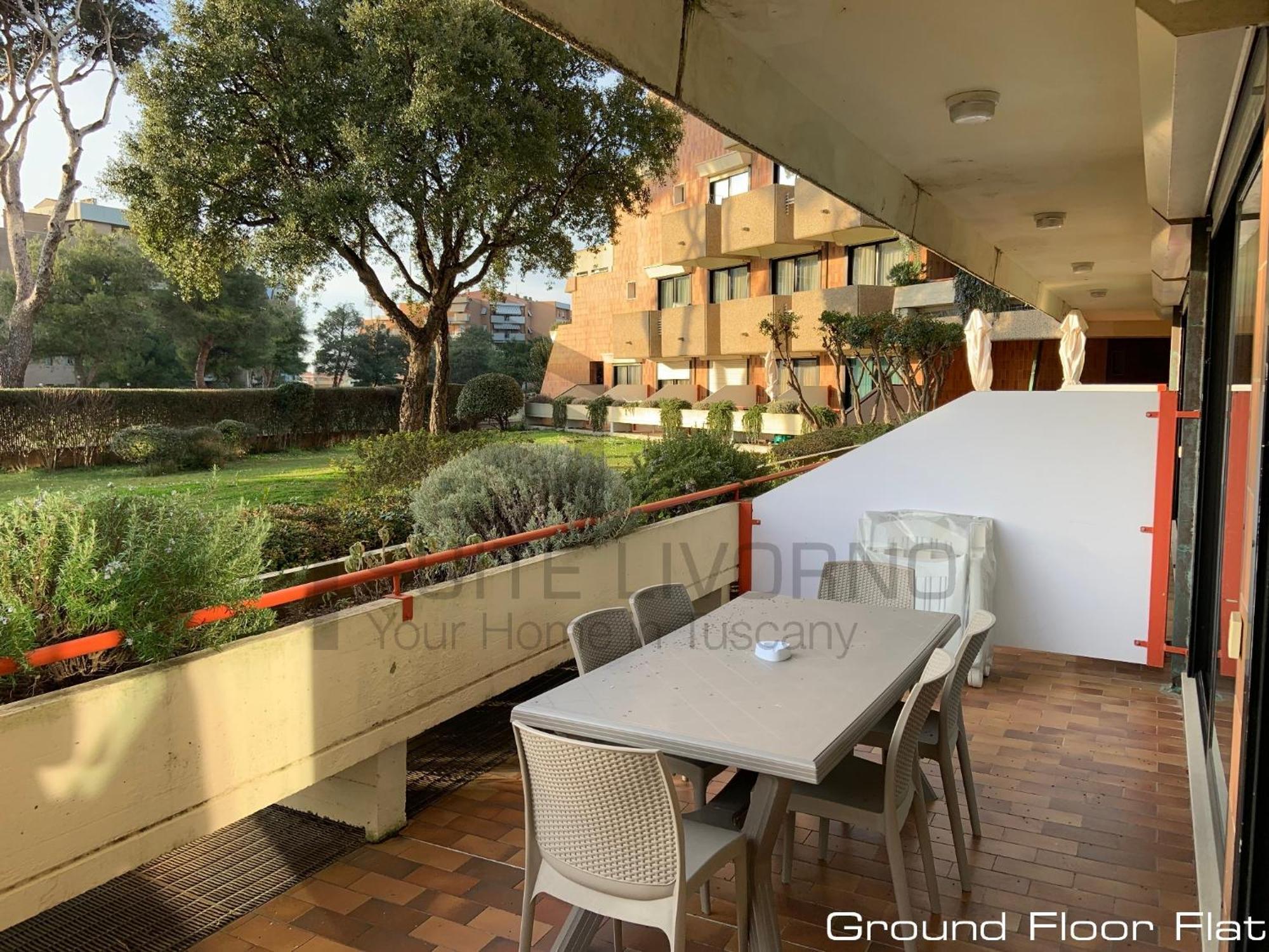 Suites Marilia Apartments - Suite Livorno Holiday Home Group