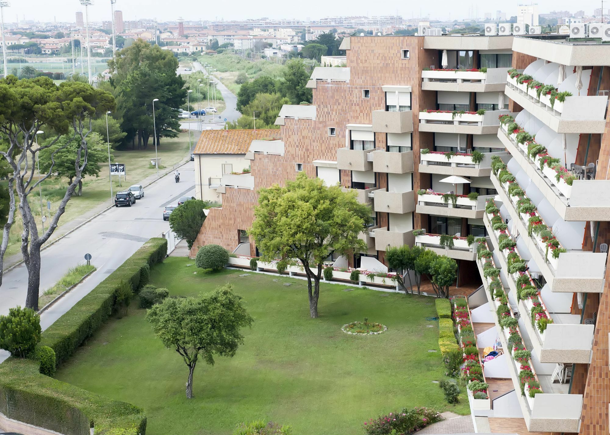 Suites Marilia Apartments - Suite Livorno Holiday Home Group